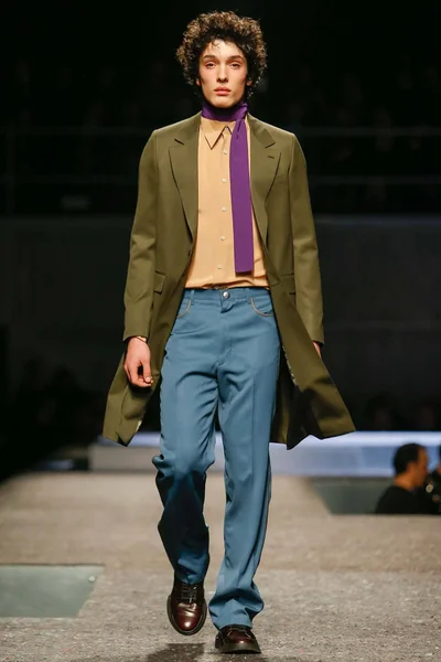 Look 6